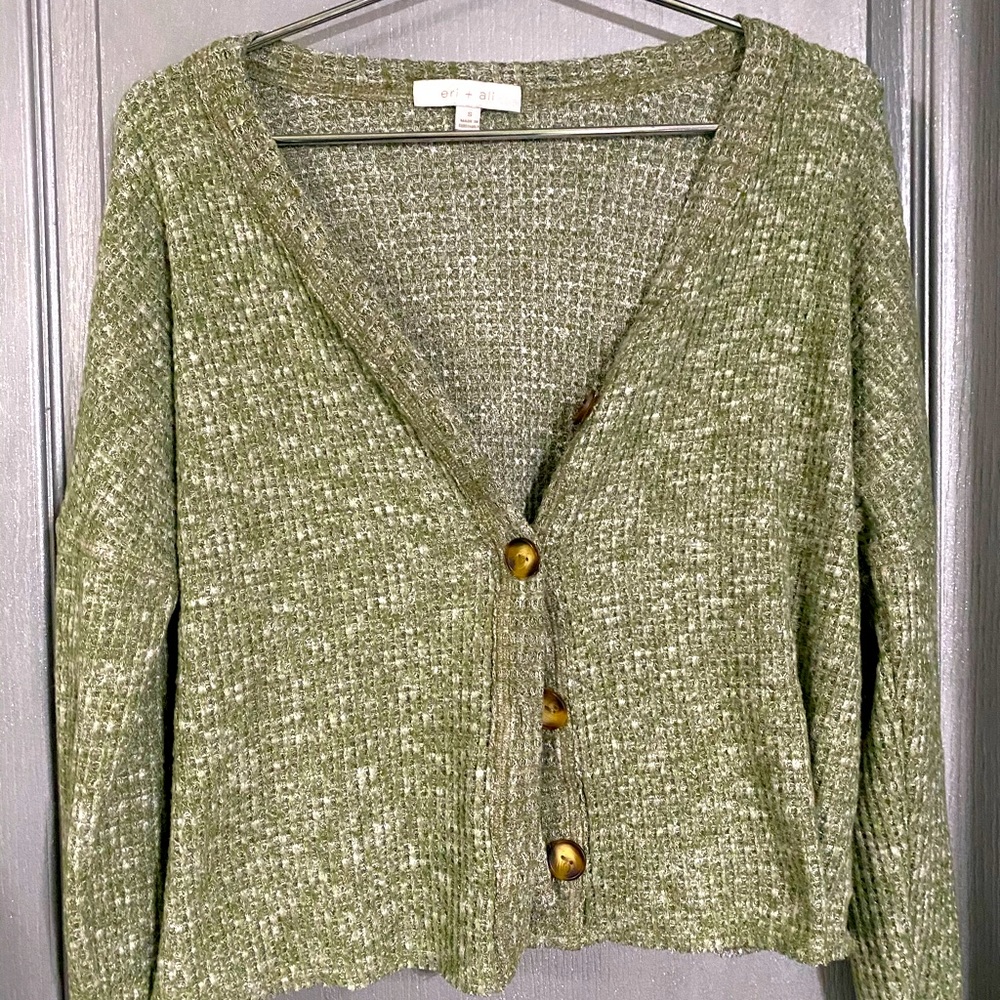 Green soft cropped waffle button up shirt